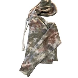 Wild Fable Hoodie (S)